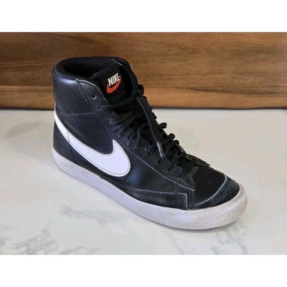 Nike Blazer Mid '77 Black White Shoes Sneakers Mens 5.5 Womens Size 7